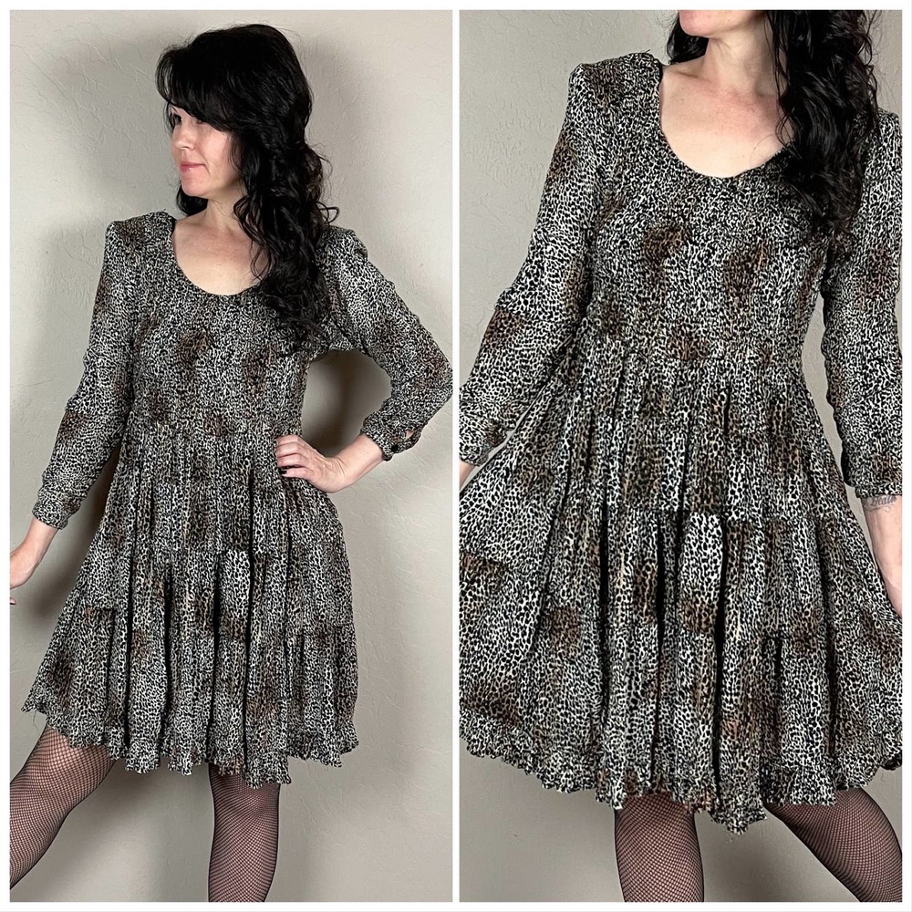 Vintage 1990s Animal Print Long Sleeve Babydoll Mini Dress